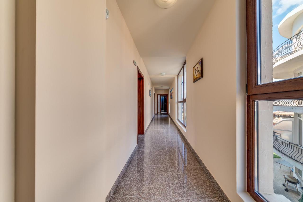 Apartcomplex Golden Bay Aparthotel Ράβντα Εξωτερικό φωτογραφία