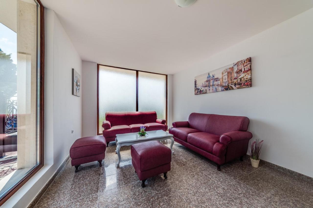 Apartcomplex Golden Bay Ράβντα Εξωτερικό φωτογραφία