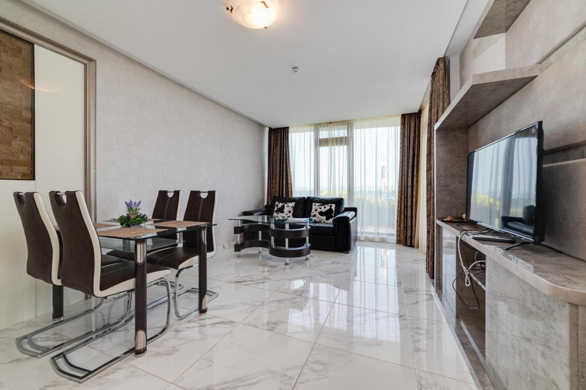 Apartcomplex Golden Bay Ράβντα Εξωτερικό φωτογραφία